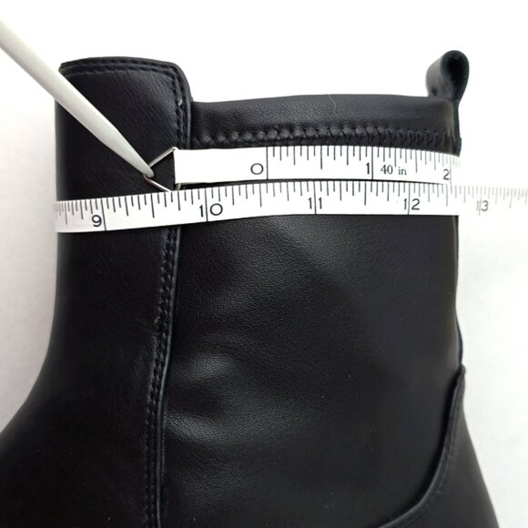 Le Chateau Women's Black Faux Leather Ankle Boots Block Heel Side Zip Size 38 - Picture 13 of 14